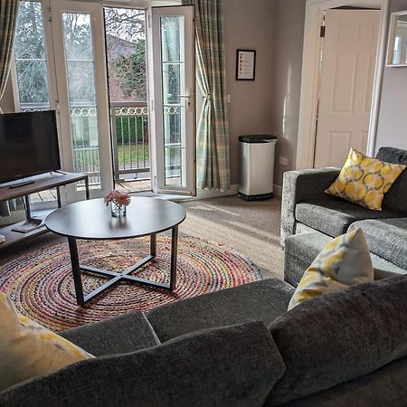 Stylish Modern Apartment, Free Secure Parking Allesley Esterno foto