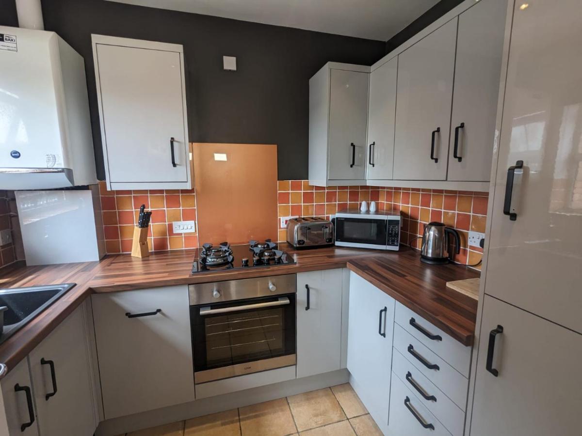 Stylish Modern Apartment, Free Secure Parking Allesley Esterno foto