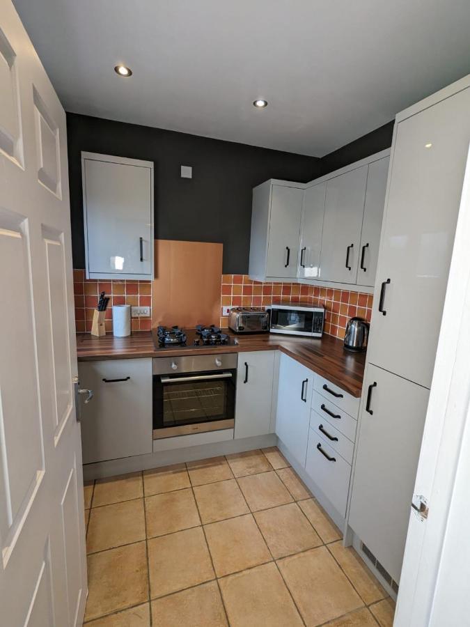 Stylish Modern Apartment, Free Secure Parking Allesley Esterno foto