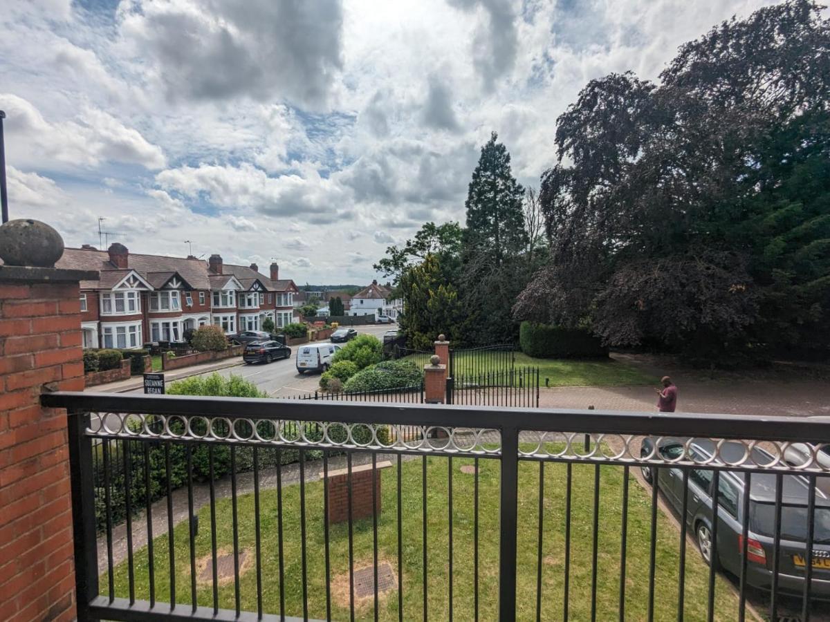 Stylish Modern Apartment, Free Secure Parking Allesley Esterno foto