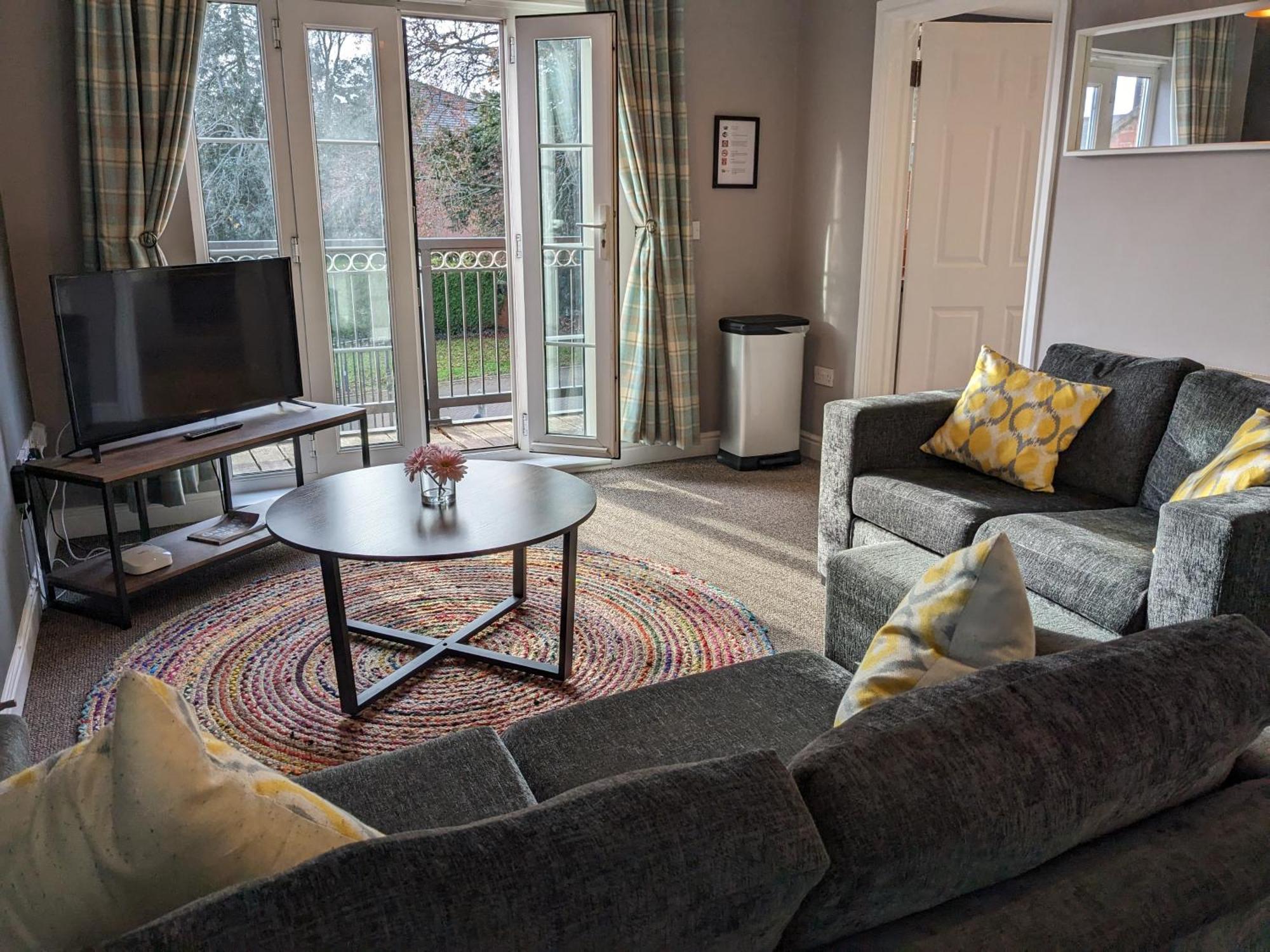 Stylish Modern Apartment, Free Secure Parking Allesley Esterno foto